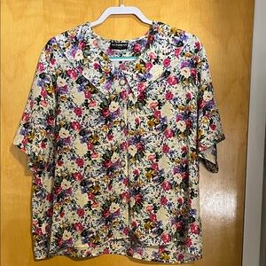 Notations Vintage Women’s Blouse With Oversized Collar Size 16w/36